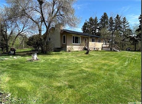 14 ACRE Beautiful acreage by Fishing Lake